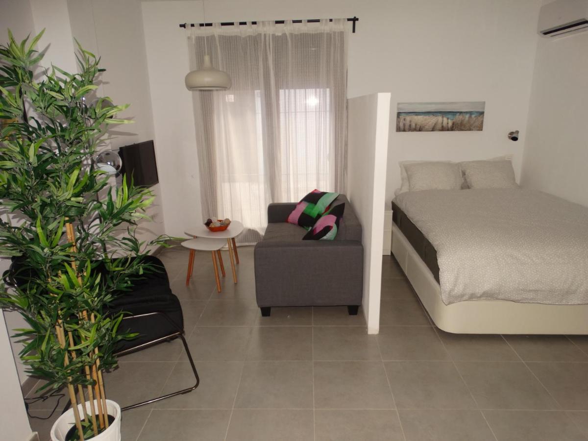 Malaga Apartamentos - Jinetes, 23 المظهر الخارجي الصورة