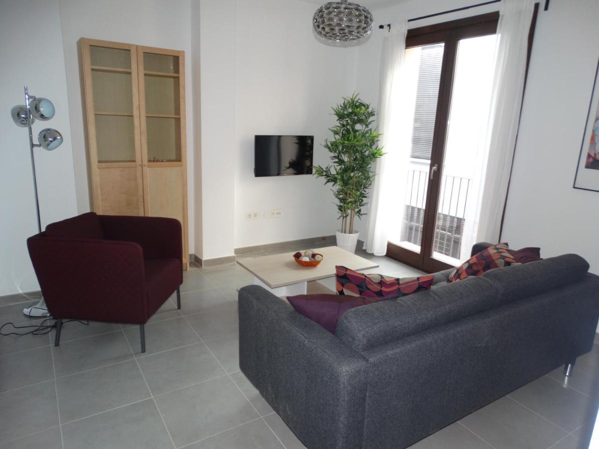 Malaga Apartamentos - Jinetes, 23 المظهر الخارجي الصورة